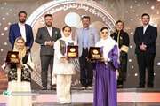 دریافت مدالیون میکروفون طلایی توسط عضو نونگاه کانون سمنان