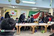 بازدید امام‌جمعه از نمایشگاه طلوع صبح در کانون مهدی‌شهر